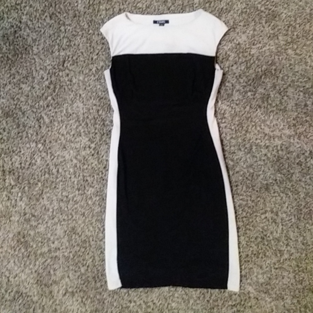 Chaps dress size small